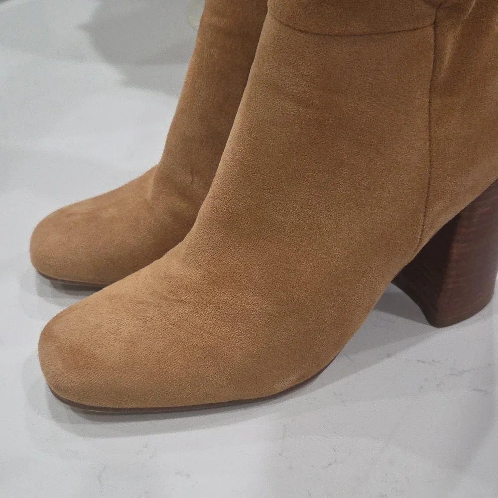 MADDEN GIRL WINDSLOW BLOCK HEEL STRETCH BOOTS SIZE 7.5